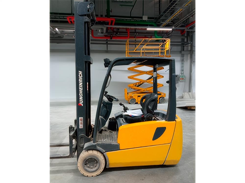 Jungheinrich EFG220 6,5м