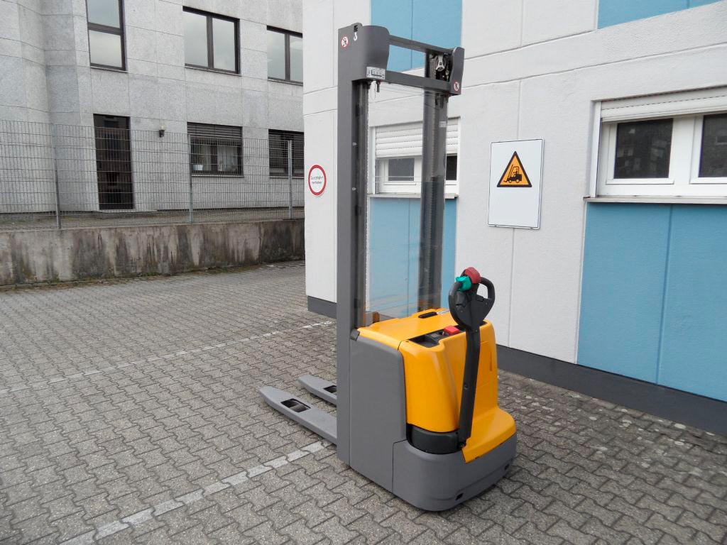 Jungheinrich EJC 214